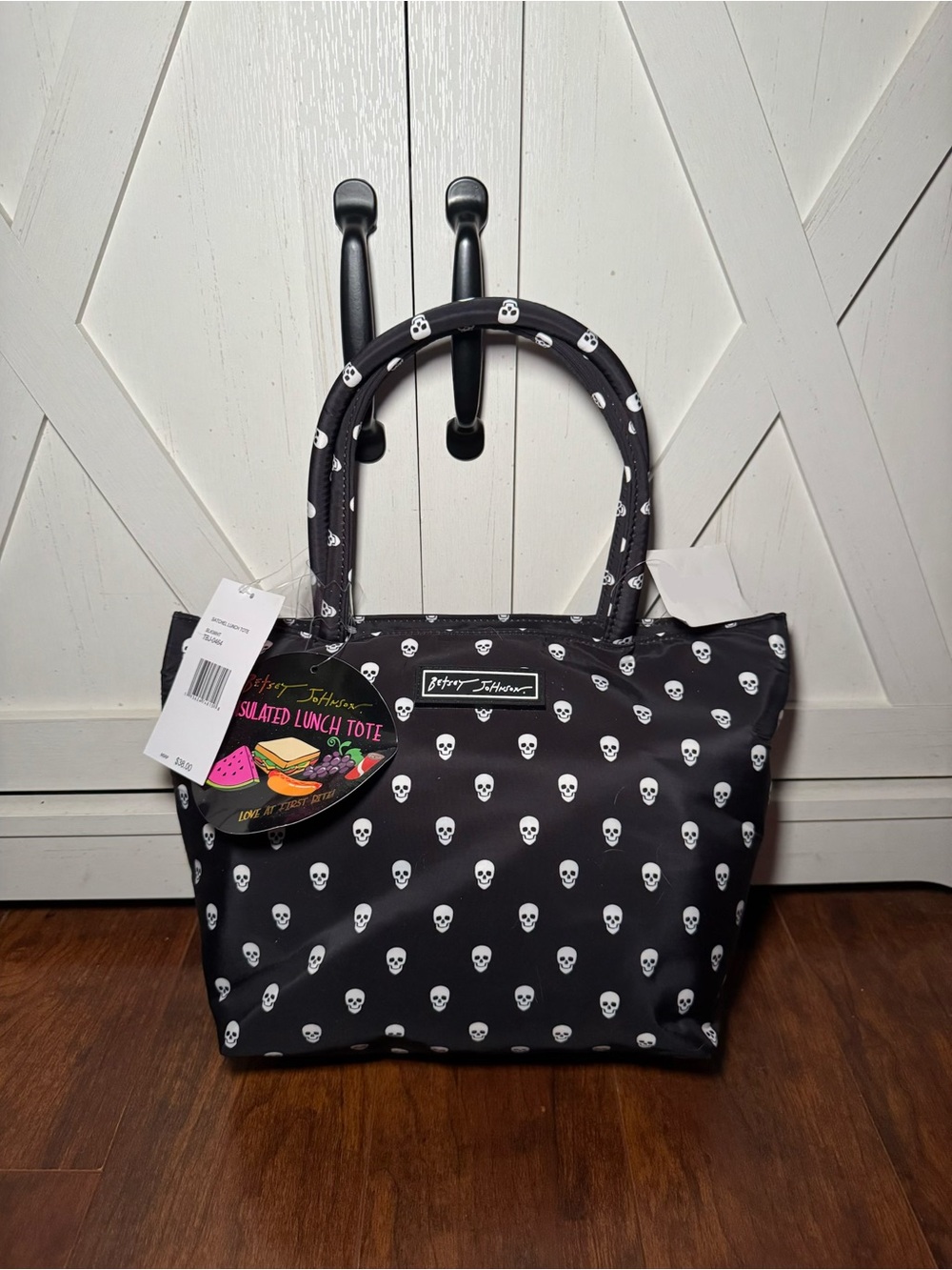 Betsey Johnson Black Skull Print Insulated Lunch Tote